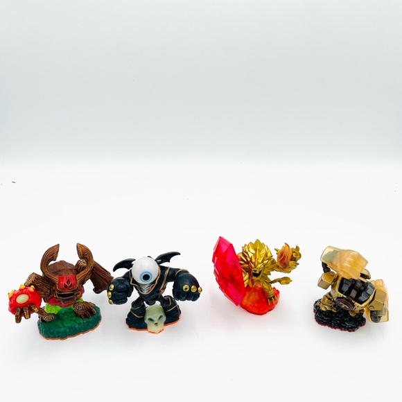 Lot of 8 Skylander Activision Figures 4 Giants & 4 others - Picture 2 of 5
